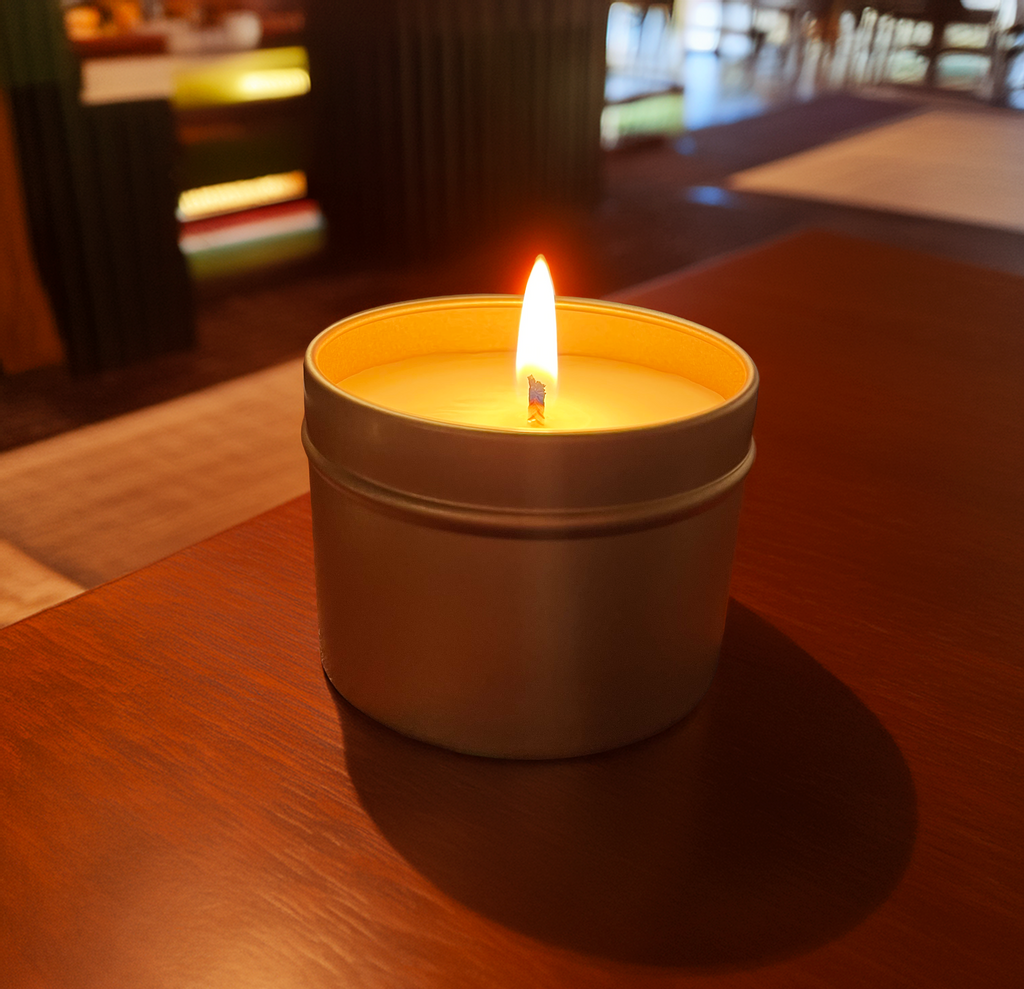Queena - 3oz Mini Candle